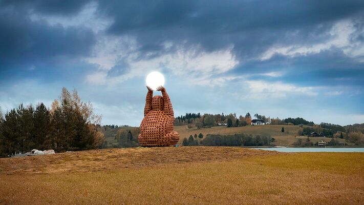 Vides objekti "Oduma meitys" – "Ādama meitas".  Foto: Publicitātes foto