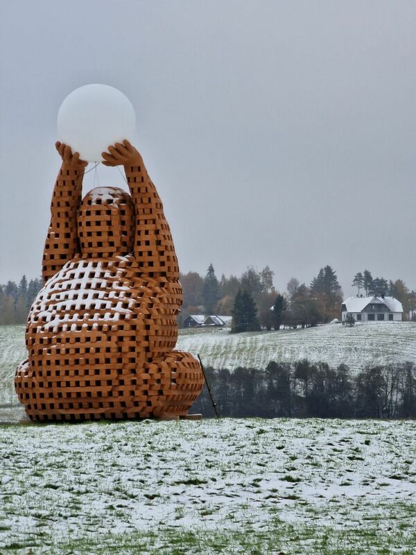 Vides objekti "Oduma meitys" – "Ādama meitas". Foto: 1188.lv