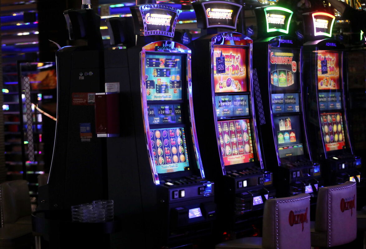 Azartspēļu automāti. Foto: Paula Čurkste/LETA