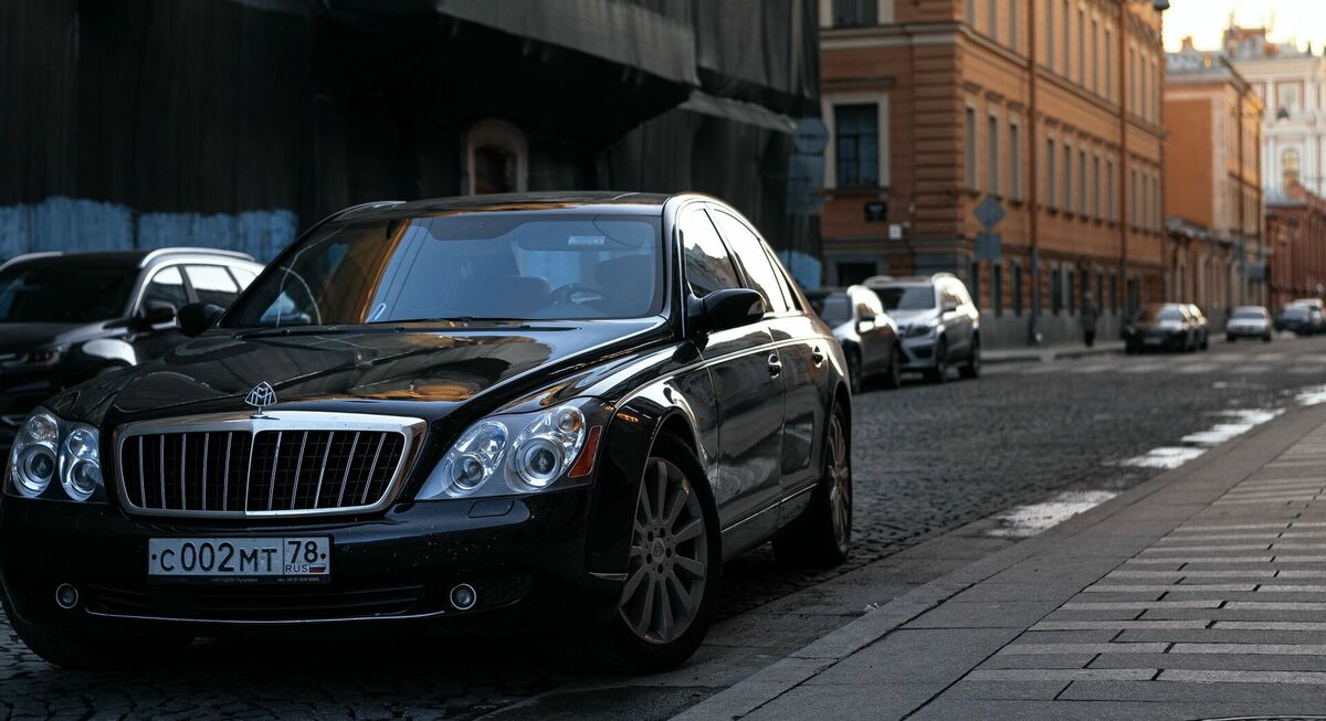 Automašīna ar Krievijas numuriem. Foto: Unisplash