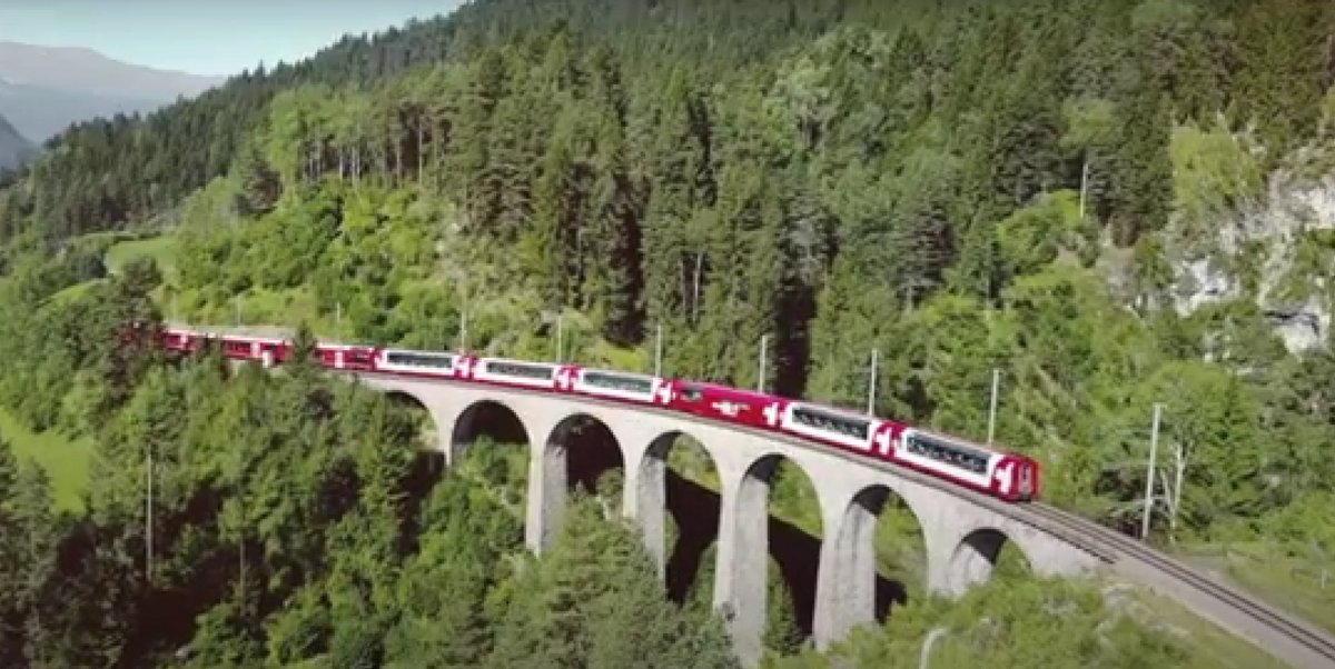 Glacier Express. Foto: Ekrānšāviņš no youtube.com/@Railbookers