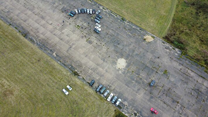 Latvijas kontūra no 99 Audi automašīnām. Foto: audilatvija.lv