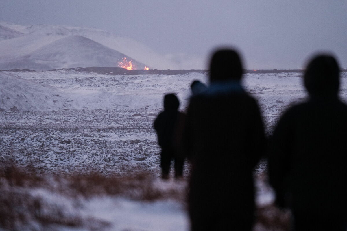 Vulkāna izvirdums Islandē 2023. gada 18. decembrī. Foto: PA/ANTON BRINK