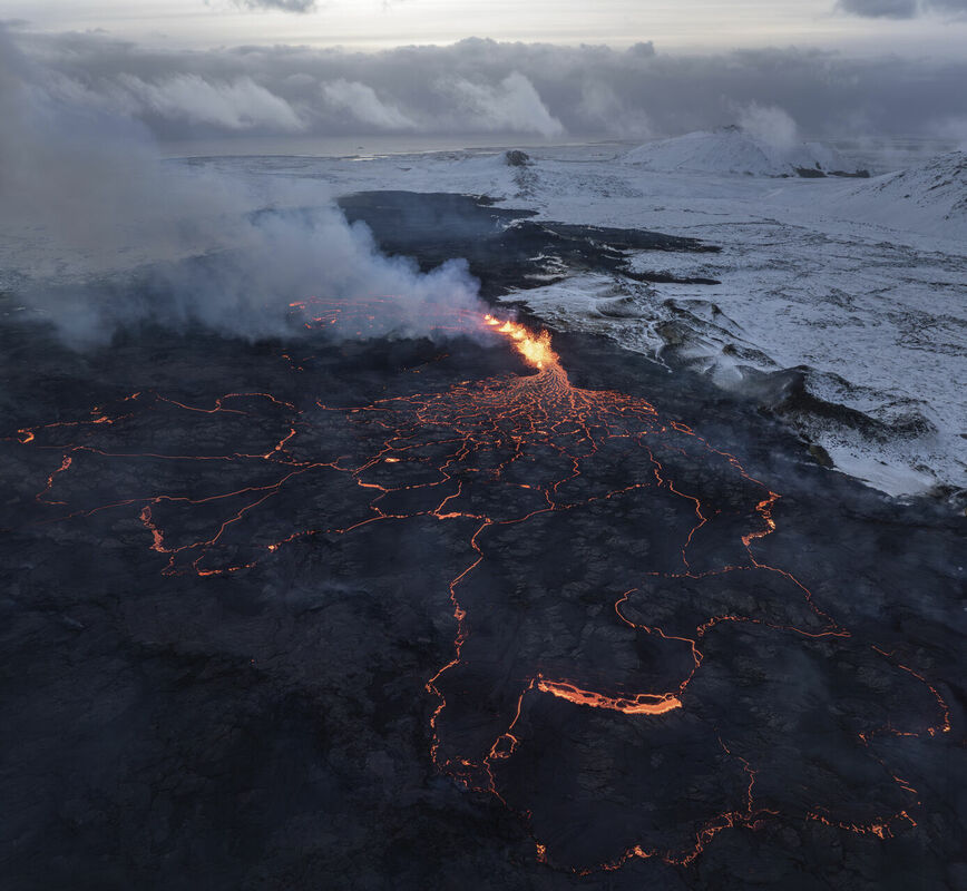 Vulkāna izvirdums Islandē. Foto: AP Photo/Marco Di Marco/Scanpix