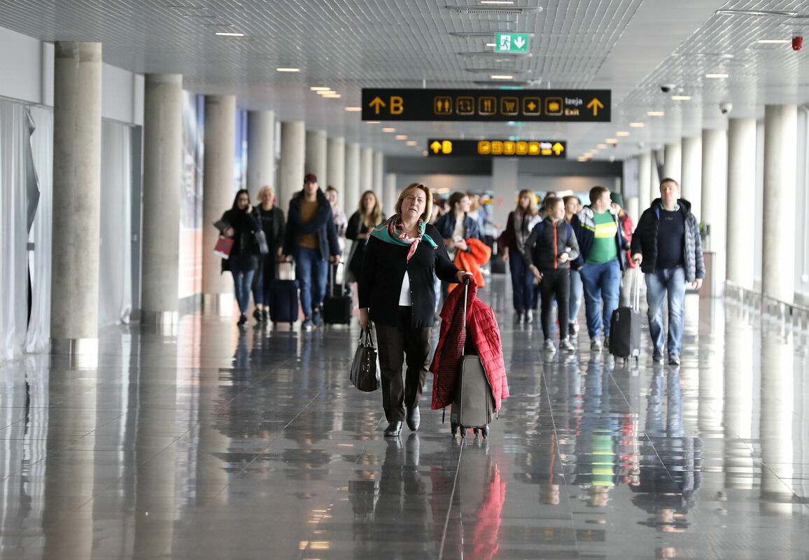 Pasažieru terminālis starptautiskajā lidostā "Rīga". Foto: Evija Trifanova/LETA