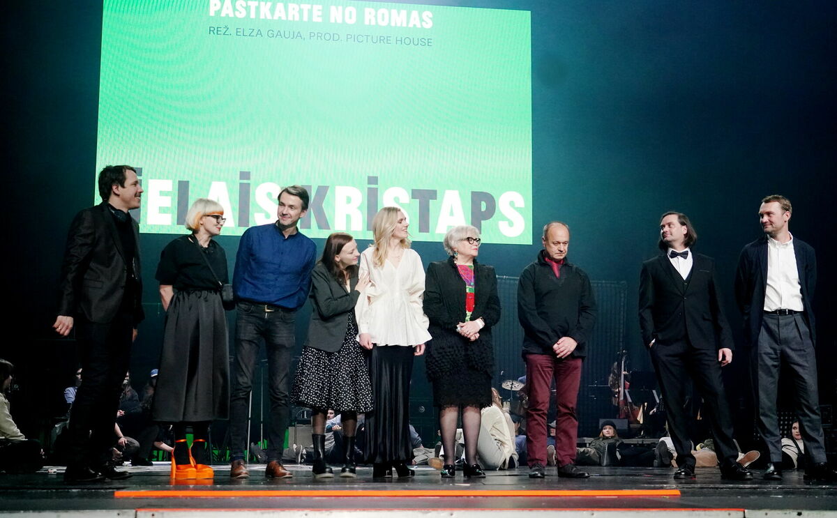 Filmas "Pastkarte no Romas" radošā komanda. Foto: Zane Bitere/LETA