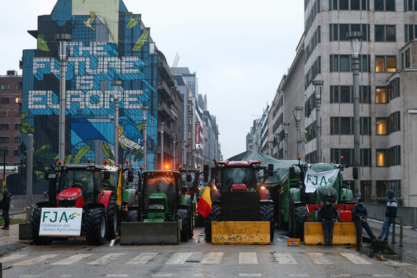 Lauksaimnieku protests Briselē, Beļģijā. Foto: EPA/AFP/Scanpix