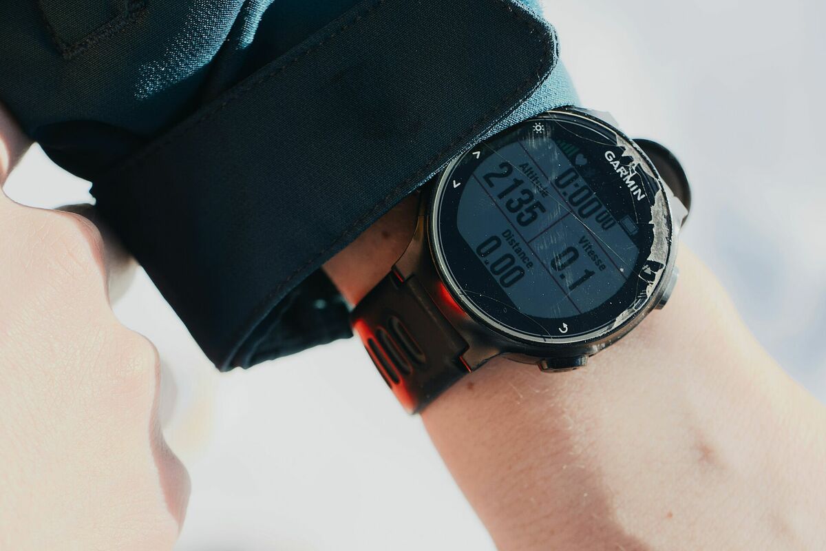 Garmin Announces Software Updates and New UltraFit Nylon Straps for Select Smartwatches