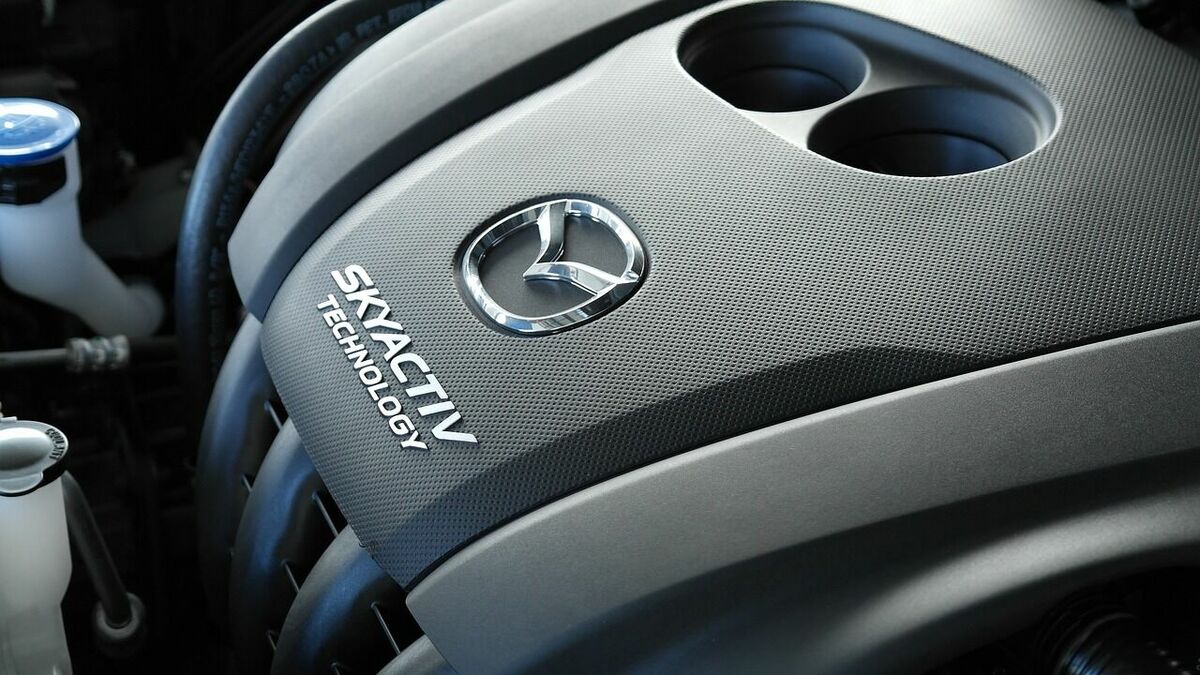 Mazda automašīnas panelis Foto: Pixabay