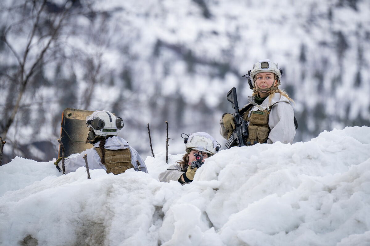 Norvēģijas karavīri gatavojas dalībai militārajās mācībās "Nordic Response" pie Altas, Norvēģijā, 2024. gada 7. martā. Foto: EPA/Heiko Junge