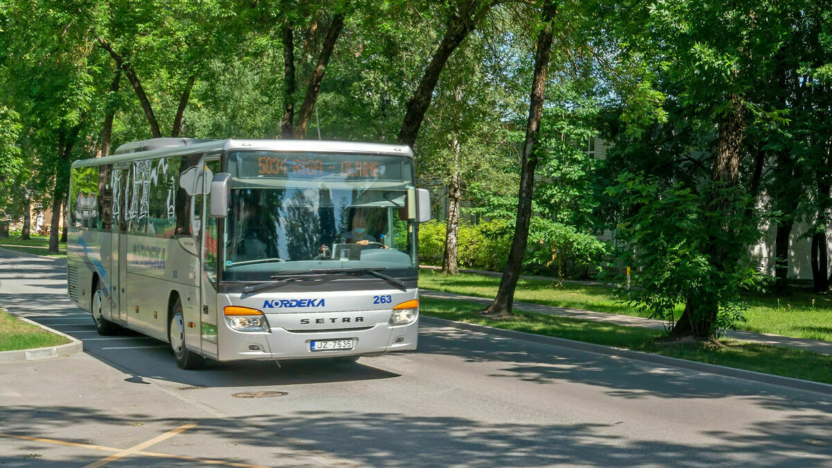 Autobuss. Foto: www.olaine.lv