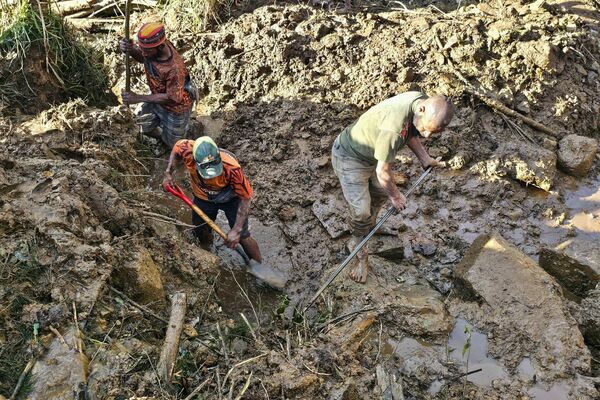 Papua-Jaungvinejas nogruvums. Foto: scanpix/AP/AFP