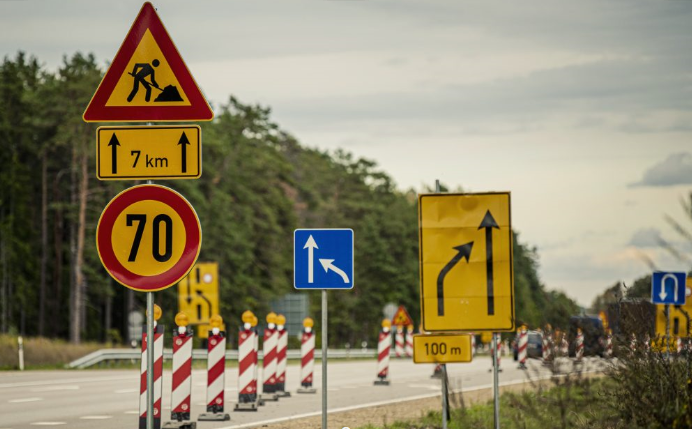 Ceļu remontdarbi. Foto: LVC publicitātes attēls