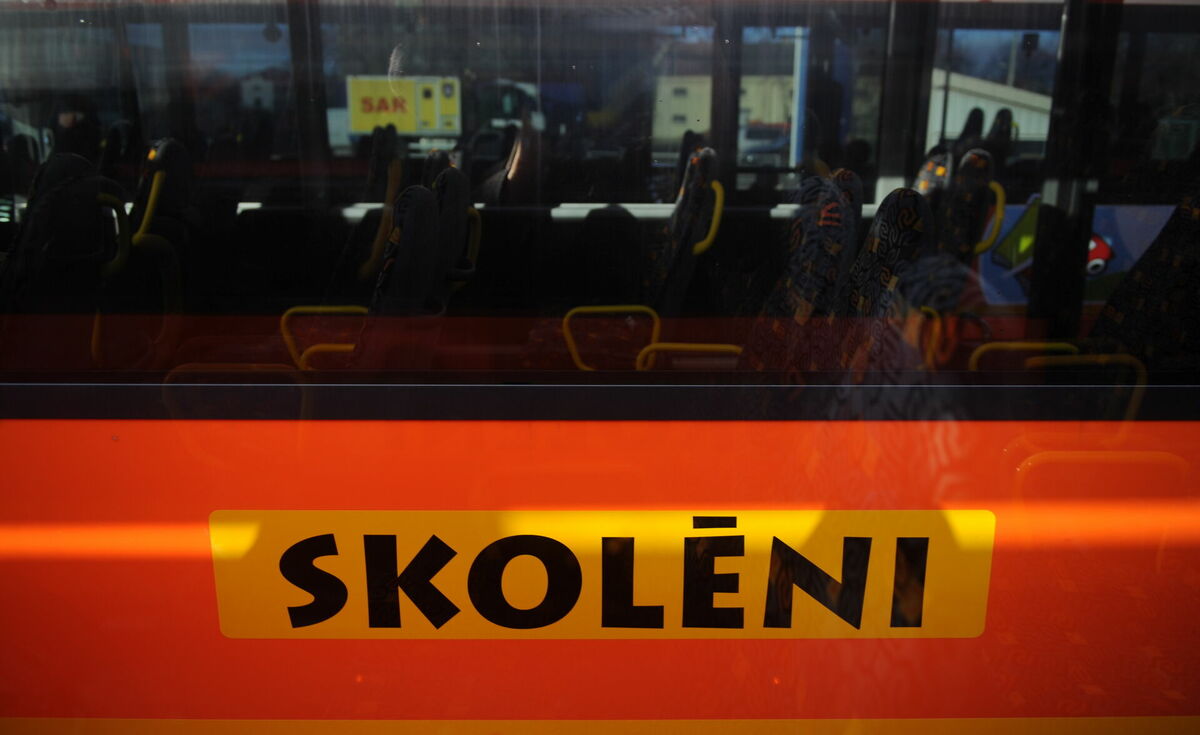 Skolēnu autobuss. Foto: Lita Krone/LETA