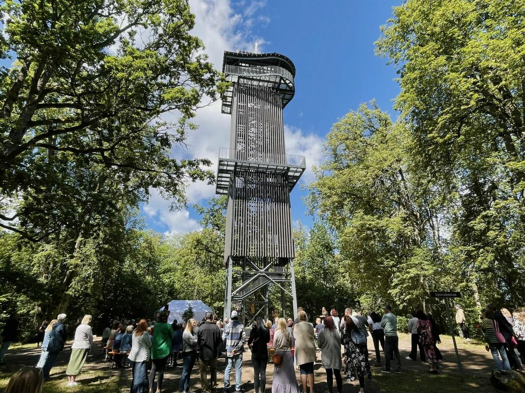 Jaunais skatu tornis Zilākalnā. Foto: Valmieras novads