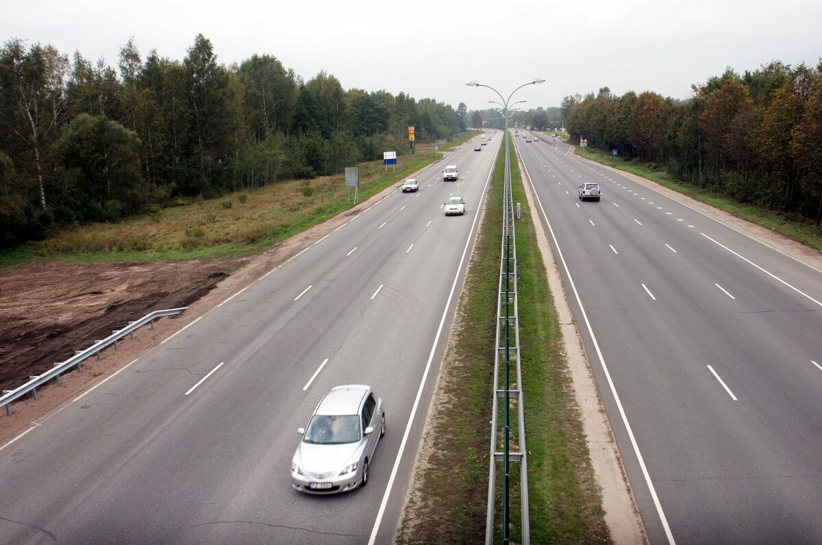 Šoseja. Foto: Lauris Nagliņš/LETA