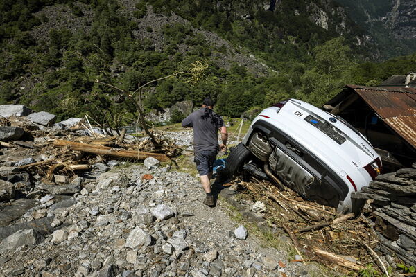 Zemes noslīdējumi Šveicē. Foto: scanpix/EPA