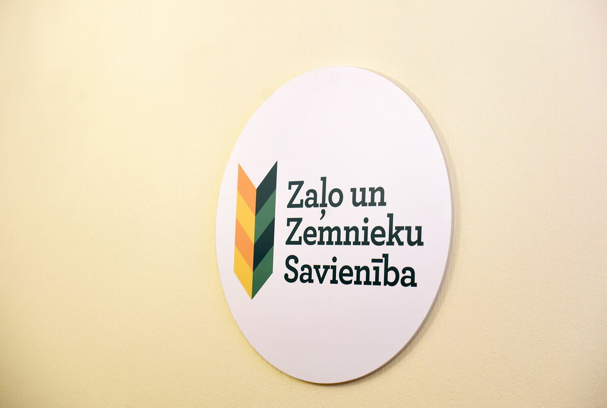 Zaļo un Zemnieku savienības logo. Foto: Zane Bitere/LETA