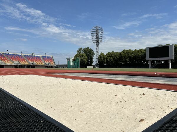 Daugavas stadiona centrālais sporta laukums. Foto: Publicitātes