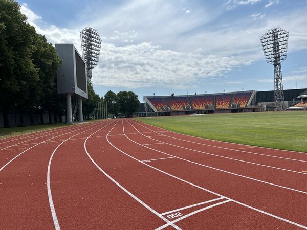 Daugavas stadiona centrālais sporta laukums. Foto: Publicitātes