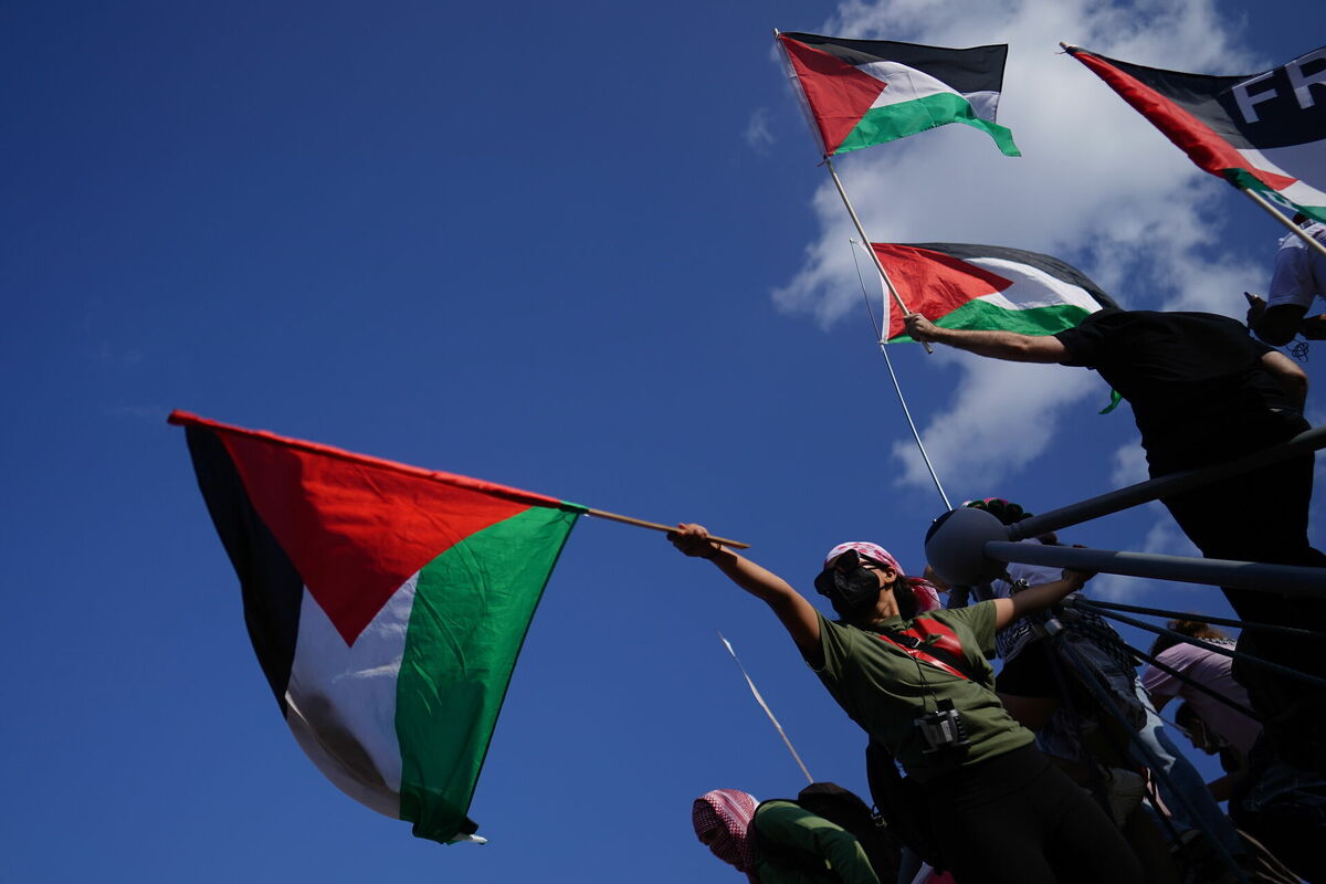 Protests palestīniešu atbalstam. Foto: EPA/WILL OLIVER