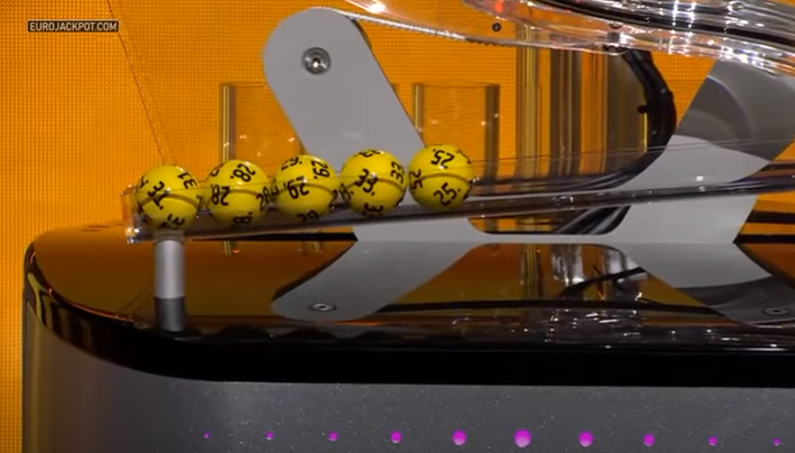Eurojackpot izloze. Foto: Ekrānšāviņš no video