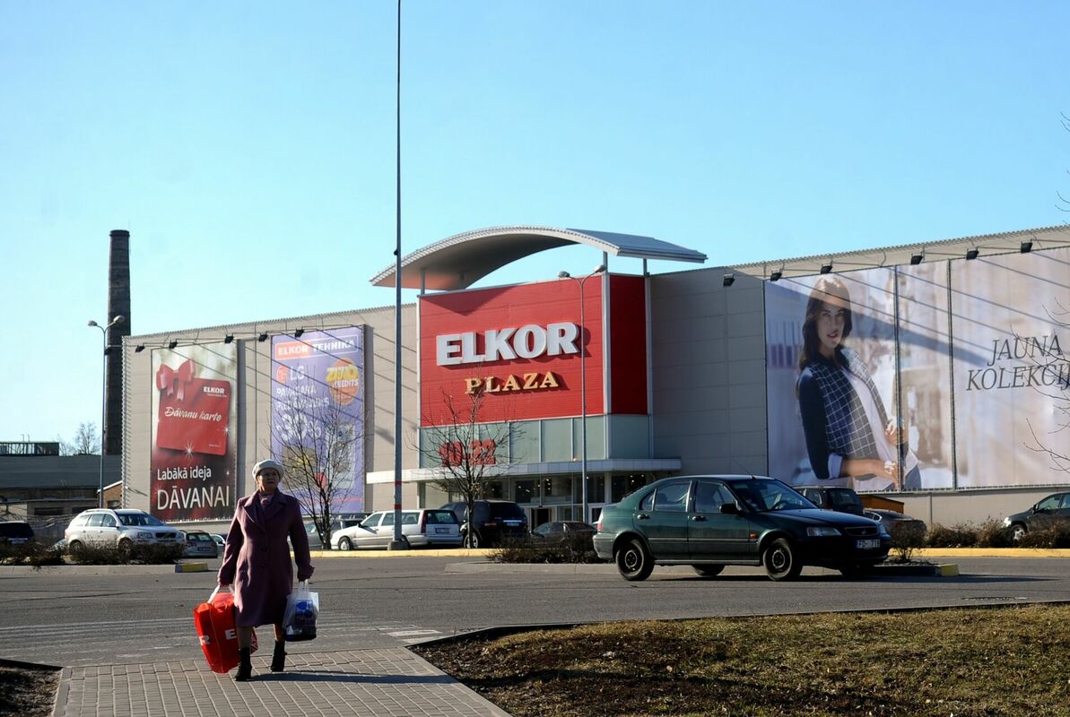 Kādreizējais tirdzniecības centrs "Elkor Plaza".. Foto: Edijs Pālens/LETA