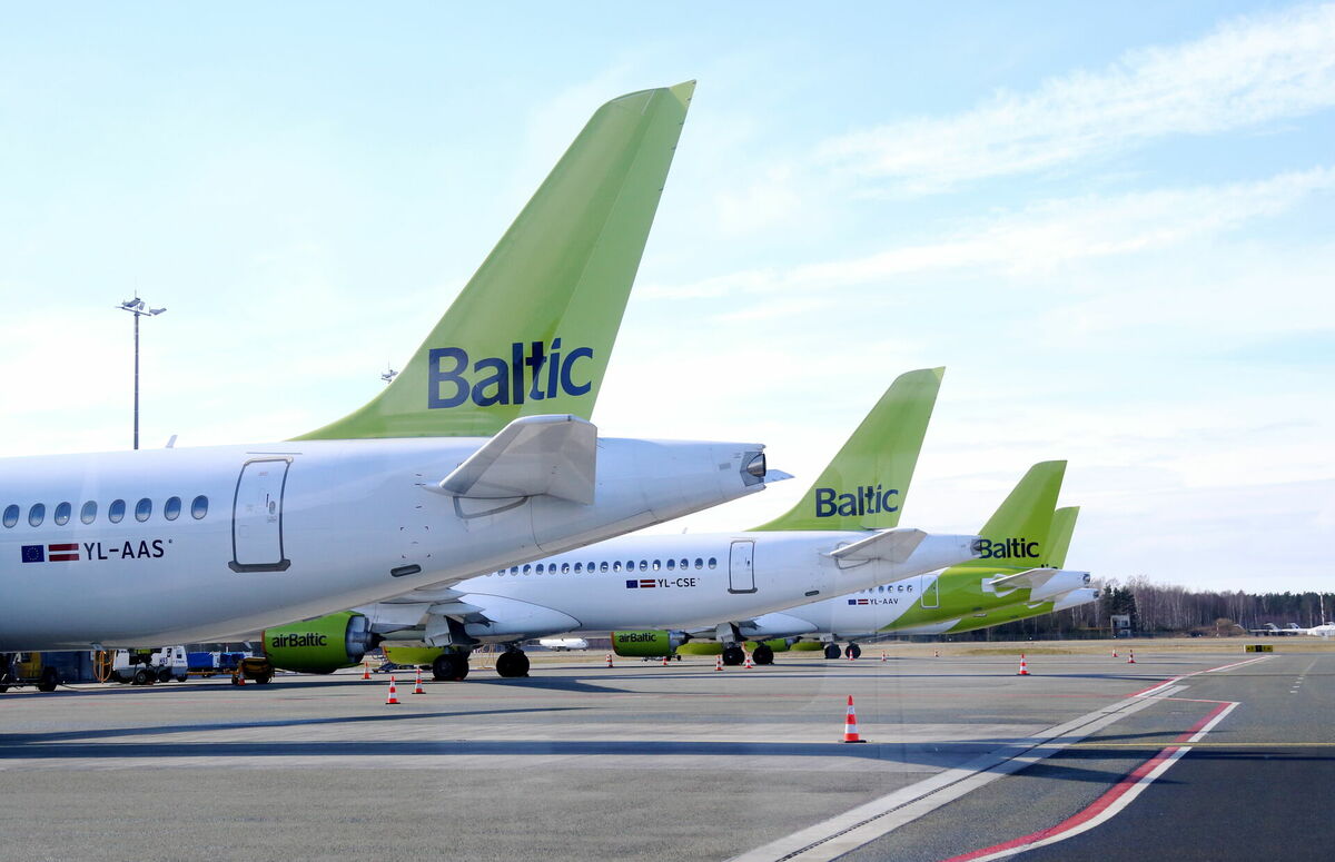 "airBaltic" lidmašīnas. Foto: Paula Čurkste/LETA