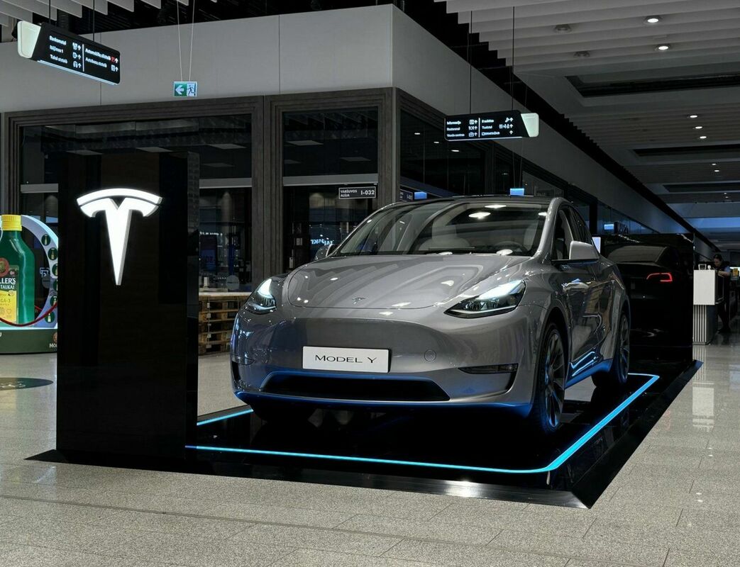 "Tesla" pop-up veikals Viļņā. Foto: Publicitātes