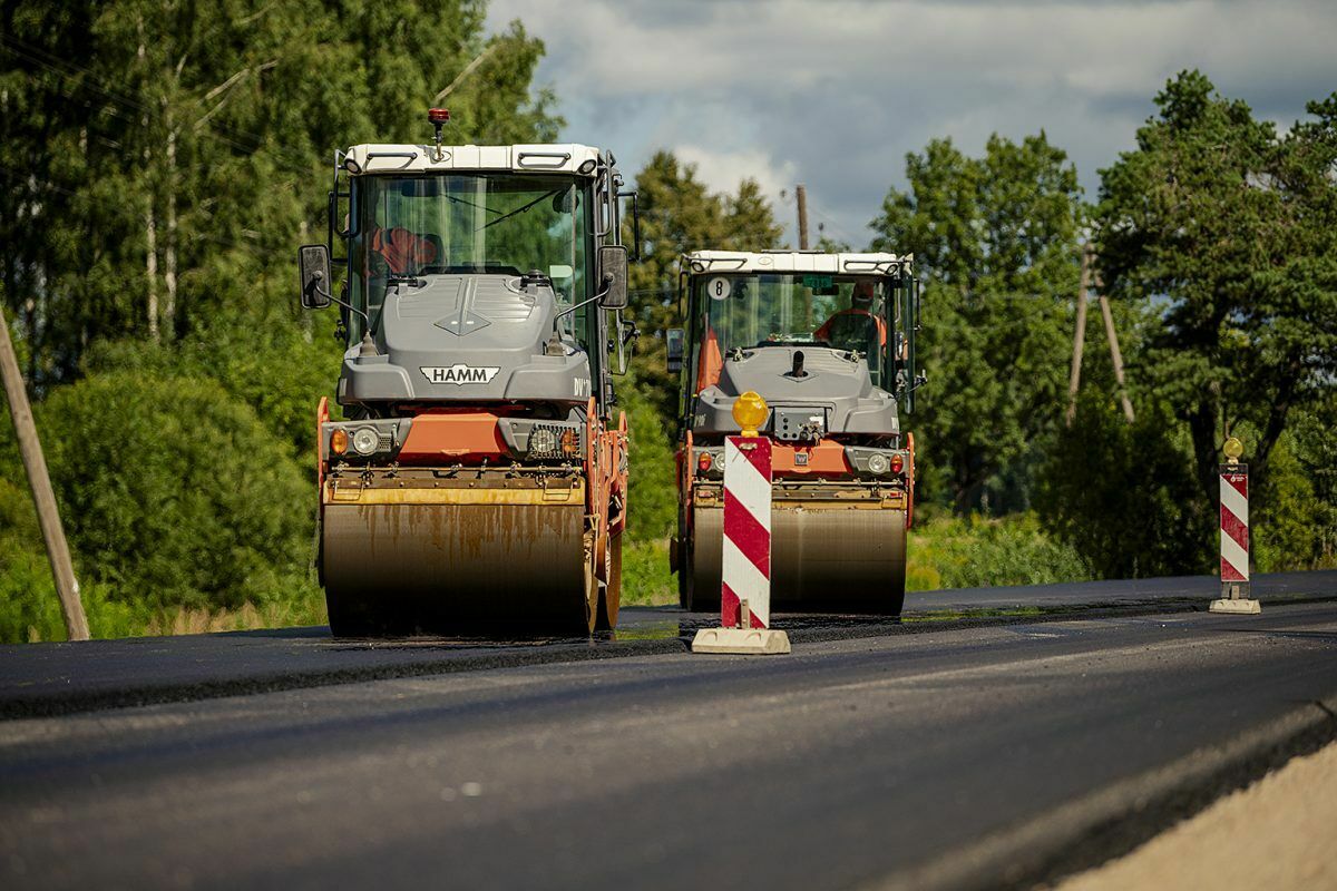 Ceļu remonts. Foto: LVC publicitātes attēls