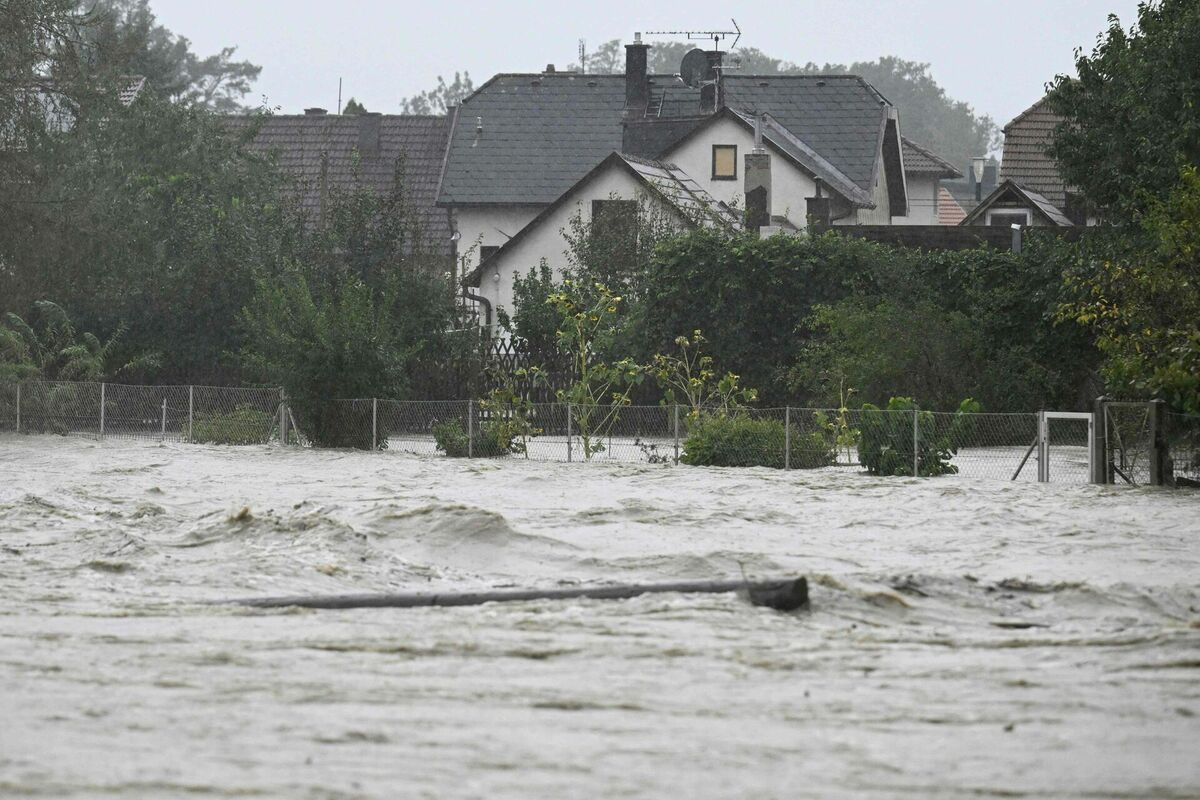 Plūdi 15. septembra rītā Austrijā. Foto: HELMUT FOHRINGER / APA / AFP / Austria OUT / Scanpix