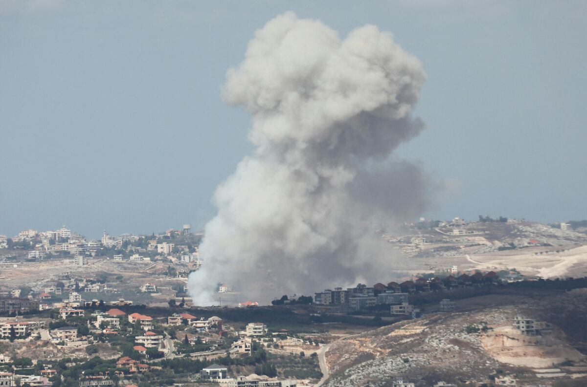 イスラエルのレバノン南部攻撃で100人が死亡