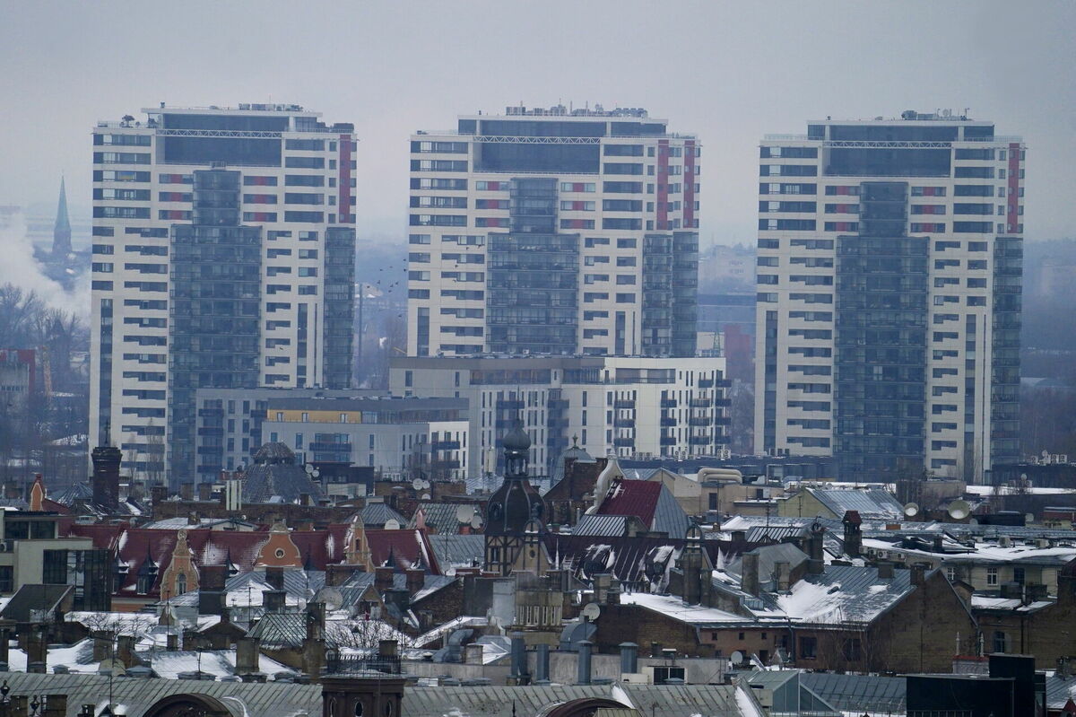 Skats uz dzīvojamo ēku kompleksu "Skanstes Virsotnes". Foto: Evija Trifaova/LETA