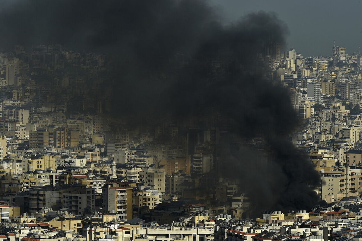 Raķešu trieciens Libānā. Foto: scanpix/EPA/WAEL HAMZEH