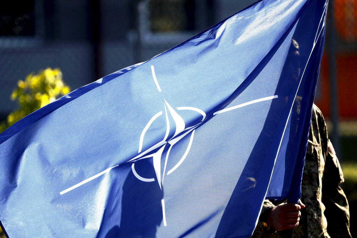 NATO karogs. Foto: EPA/TOMS KALNINS