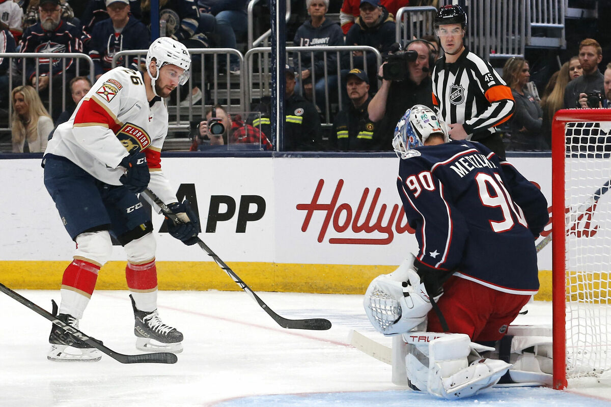 Uvis Balinskis pret Elvi Merzļikinu. Foto: USA TODAY Sports/Reuters Connect/Scanpix