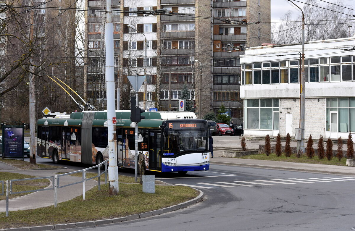 "Rīgas satiksmes" trolejbuss. Foto: Īriss Sviklis/LETA