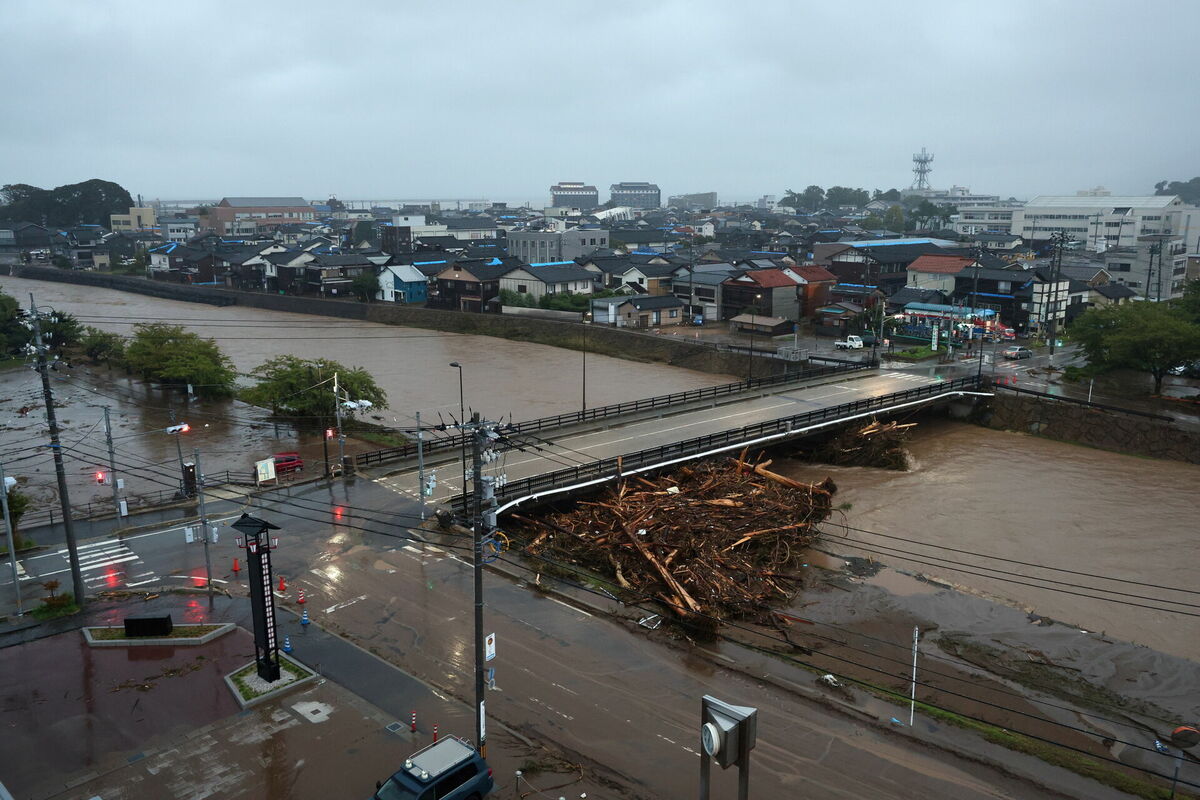 Plūdi Japānā. Foto: JIJI PRESS/Scanpix