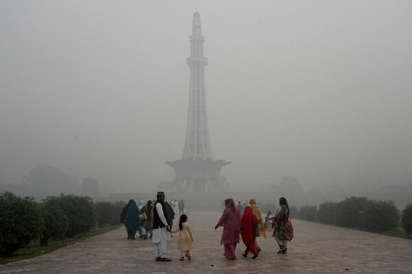 Pakistāna. Foto: scanpix/REUTERS/Quratulain Asim/ AP Photo/K.M. Chaudary/EPA/A. HUSSAIN