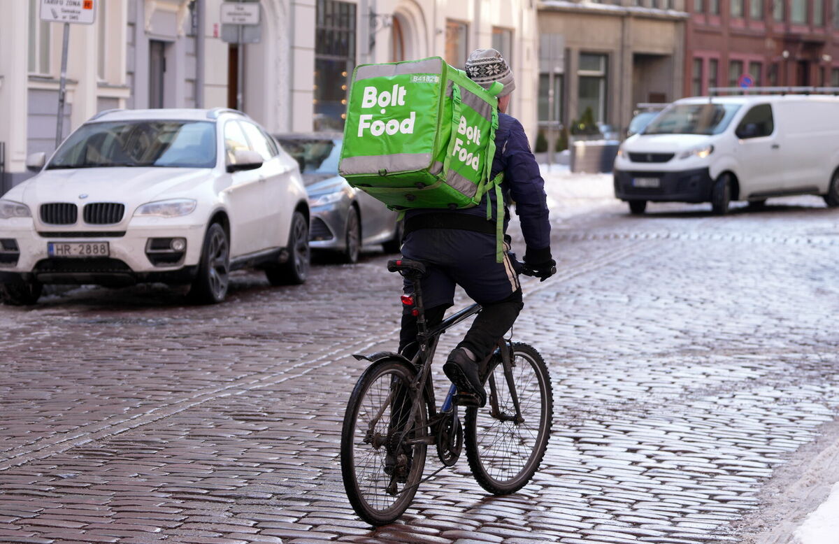 "Bolt Food" kurjers. Foto: Zane Bitere/LETA