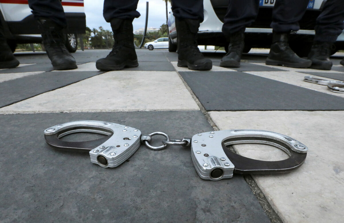 Rokudzelži, ilustratīvs attēls. Foto: scanpix/REUTERS/Eric Gaillard