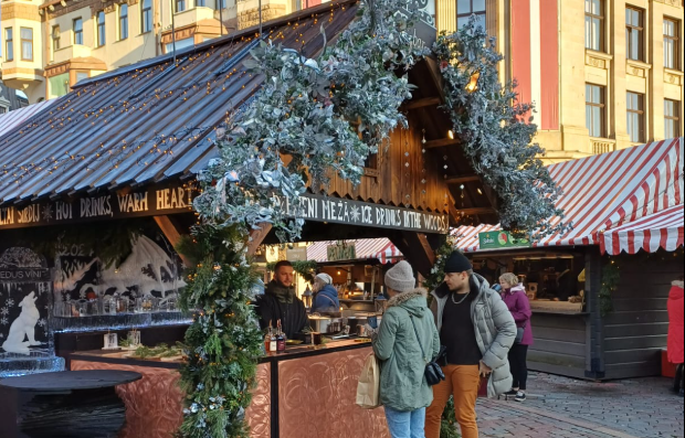 Ziemassvētku tirdziņš Rīgā. Foto: 360 ZIŅneši 