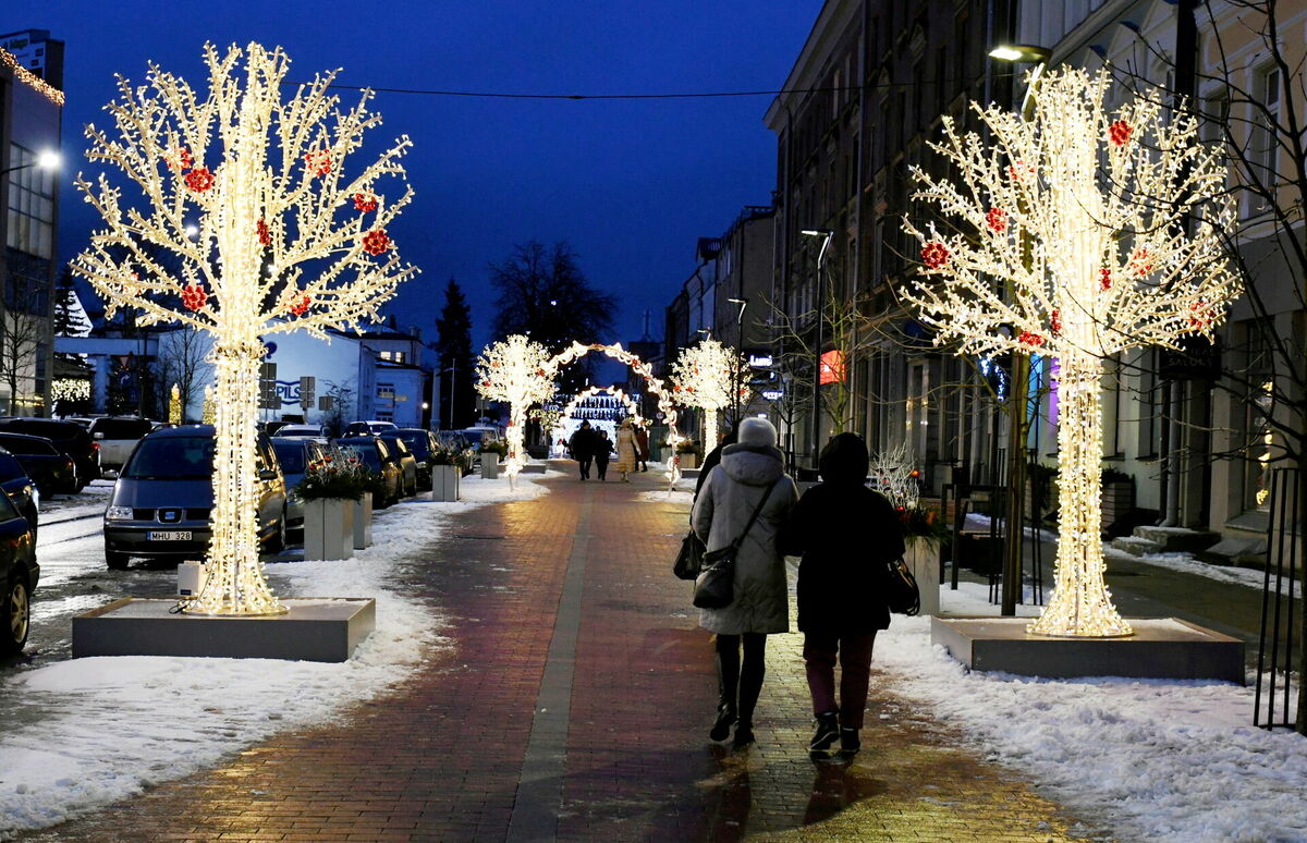 Ziemassvētku rotājumi Daugavpilī. Foto: Ivars Soikāns/LETA