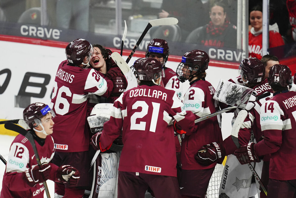 Latvijas U20 hokejisti. Foto: Sean Kilpatrick/The Canadian Press/AP/Scanpix