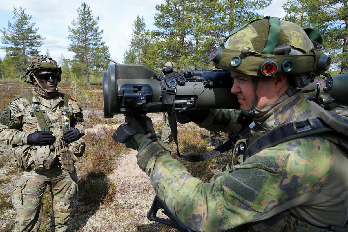 Prettanku granātmetējs "Carl Gustaf". Foto: REUTERS/Janis Laizans