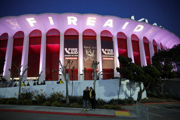 Koncerts "FireAid". Foto: scanpix/REUTERS/Daniel Cole