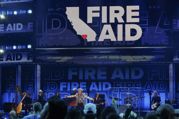 Koncerts "FireAid". Foto: scanpix/REUTERS/Daniel Cole