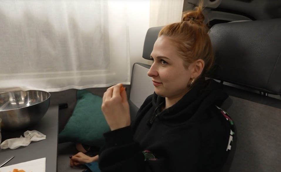 Foto: Ekrānuzņemums no raidījuma "Mīla kemperī"