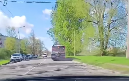 Foto: Ekrānšāviņš no video/ "Instagram"/sadursme