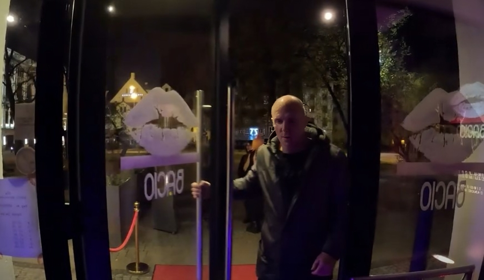 Ekrānuzņēmums no šova "Slavenības. Bez filtra"